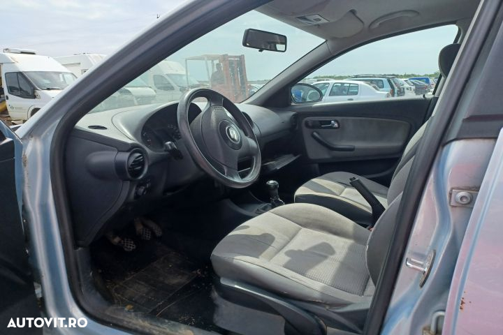 Motoras stergator luneta 6L6955711B Seat Ibiza 3 6L  [din 2002 pana  2006] Hatchback 5-usi 1.2 MT ( - 7