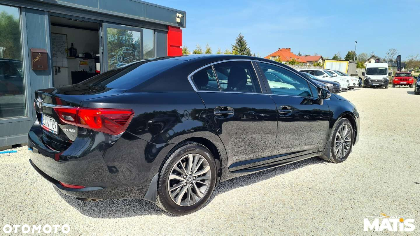 Toyota Avensis - 33