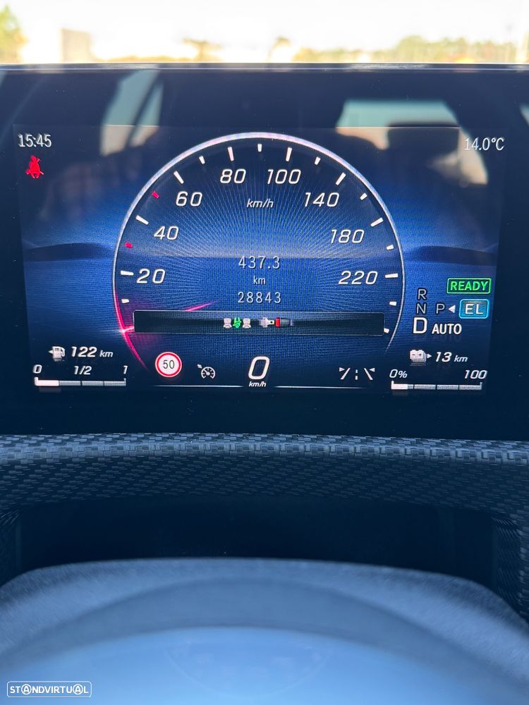 Mercedes-Benz A 250 e - 25