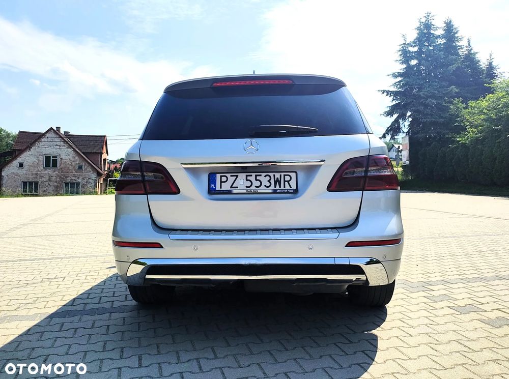 Mercedes-Benz ML 350 BlueTEC 4-Matic - 12