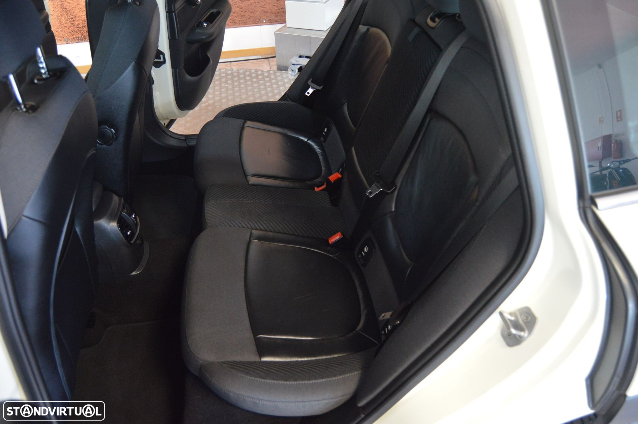 MINI Clubman One D - 28