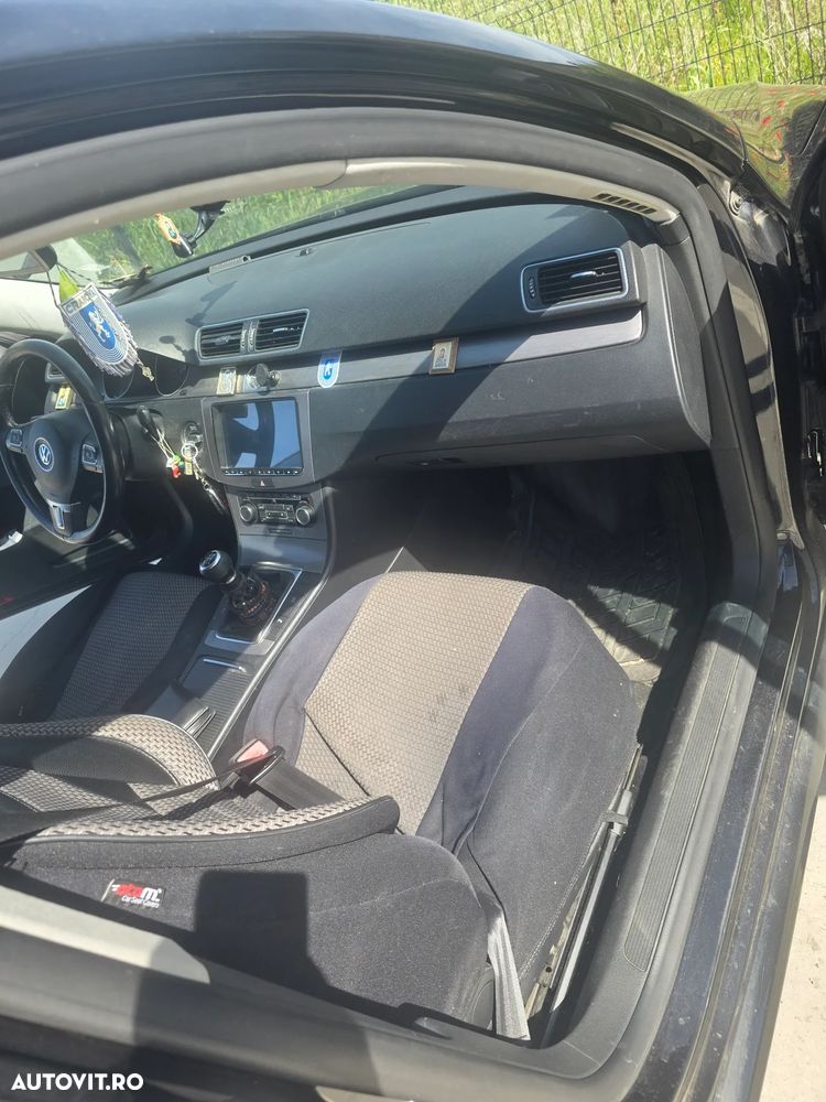 Volkswagen Passat 1.6 TDI BlueMotion Technology Comfortline - 18