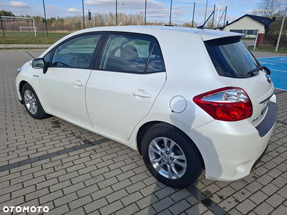 Toyota Auris - 4