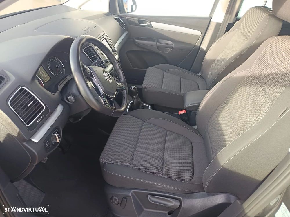 VW Sharan 2.0 TDI Blue Confortline - 11