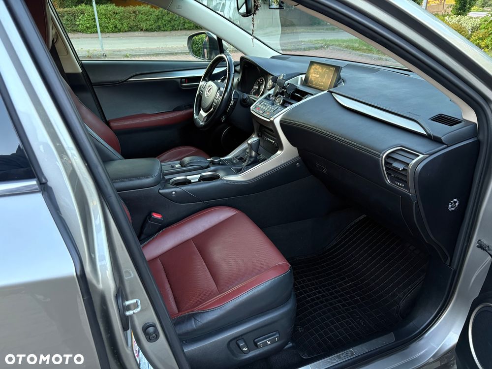 Lexus NX 200t Prestige AWD - 10