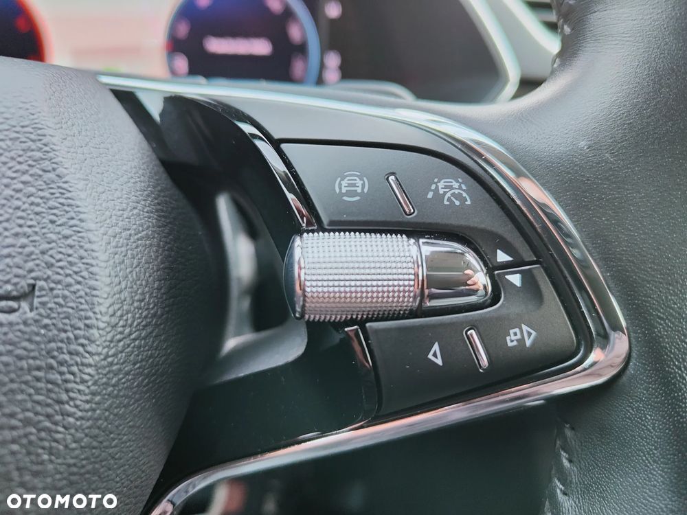 Skoda Superb 2.0 TDI DSG Premium Edition - 21