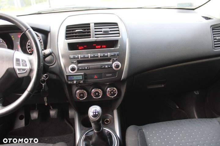 Mitsubishi ASX - 39