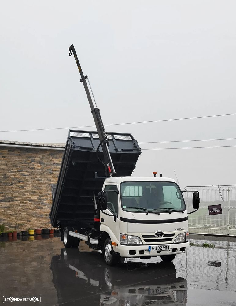 Toyota DYNA Grua e Báscula - 4