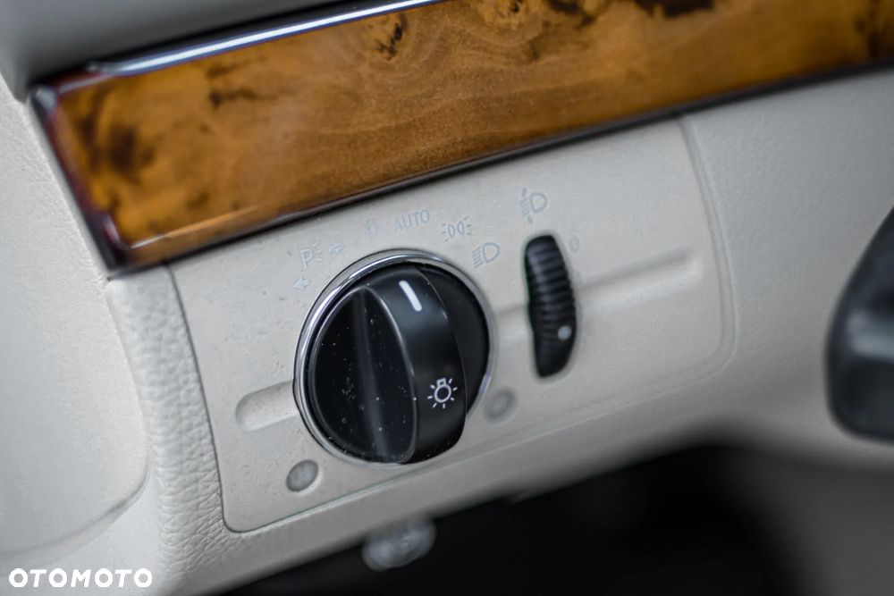 Mercedes-Benz Klasa E 200 Kompressor Automatik Elegance Sport Edition - 19