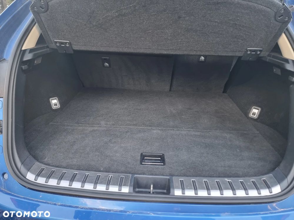 Lexus NX - 15