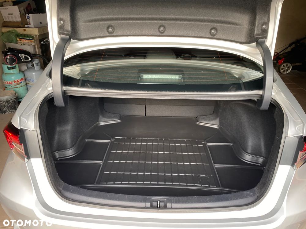 Toyota Corolla 1.6 Executive - 9