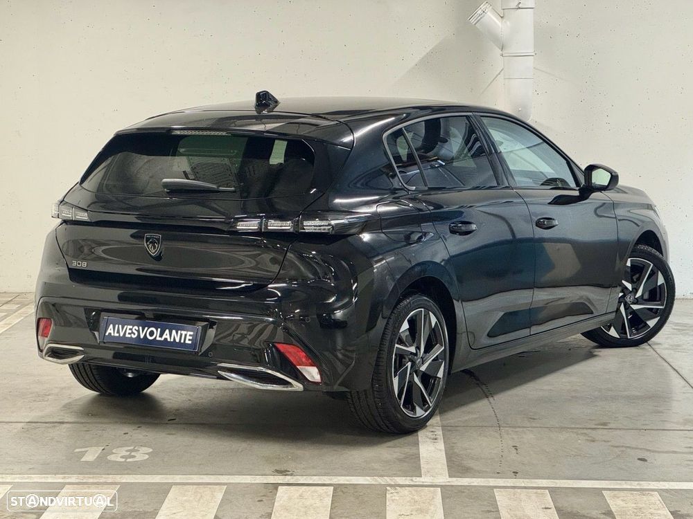 Peugeot 308 1.2 PureTech Allure Pack EAT8 — fotografia 4