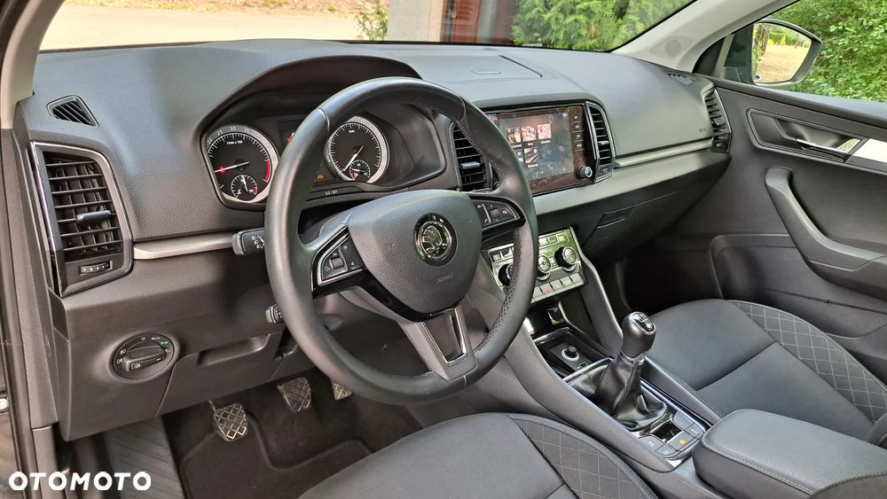 Skoda Karoq 1.6 TDI SCR Active - 33
