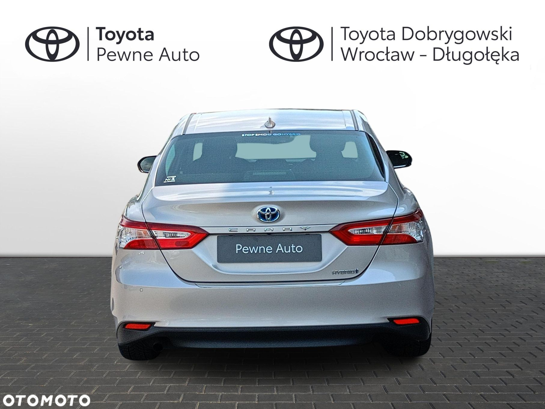 Toyota Camry - 5