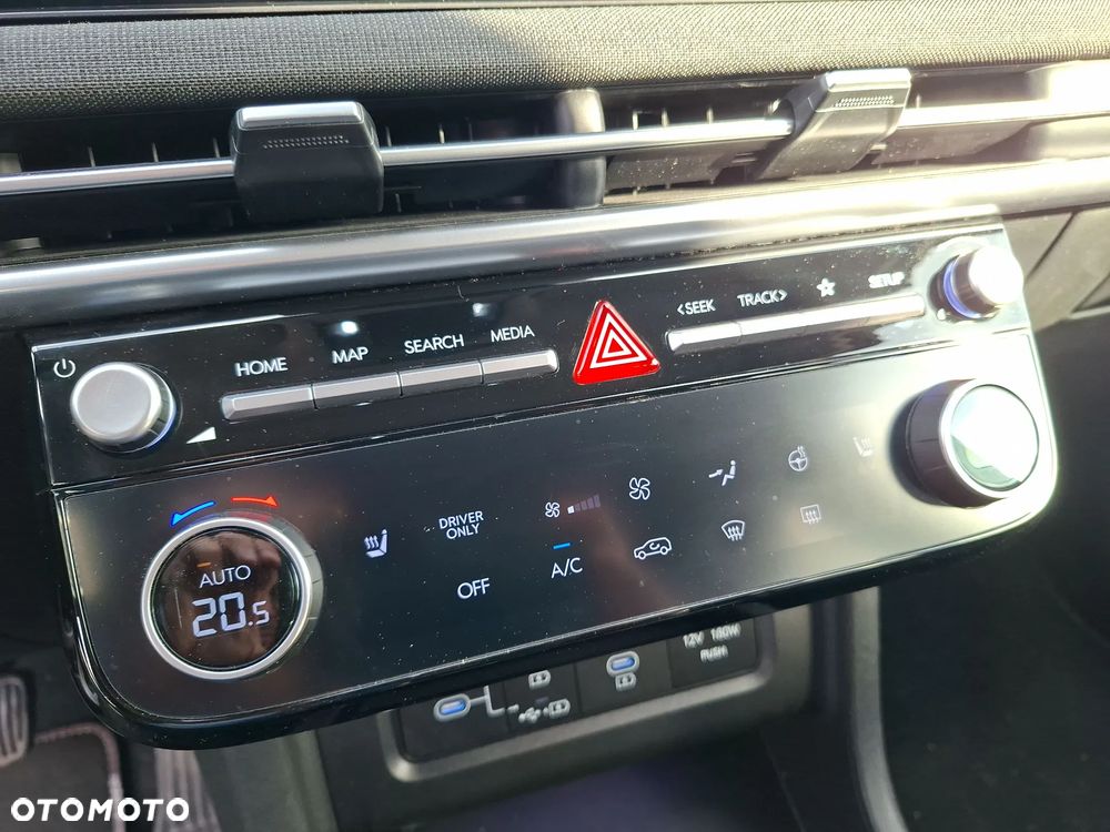 Hyundai Tucson 1.6 T-GDi HEV Executive 2WD - 22