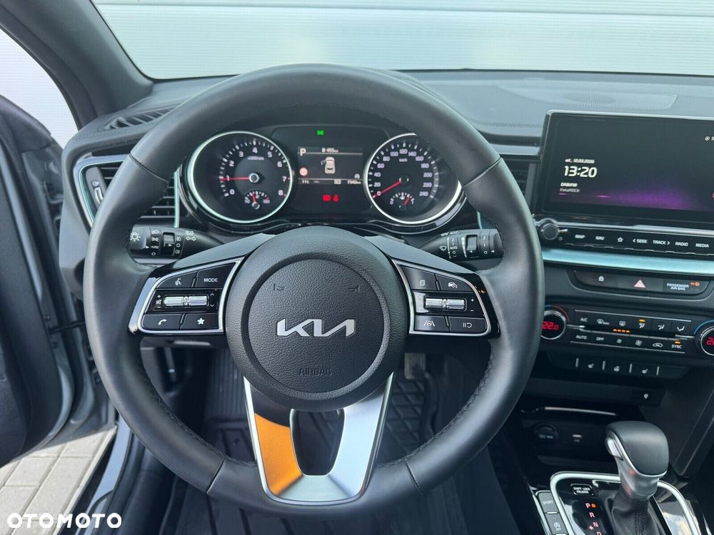 Kia XCeed - 12