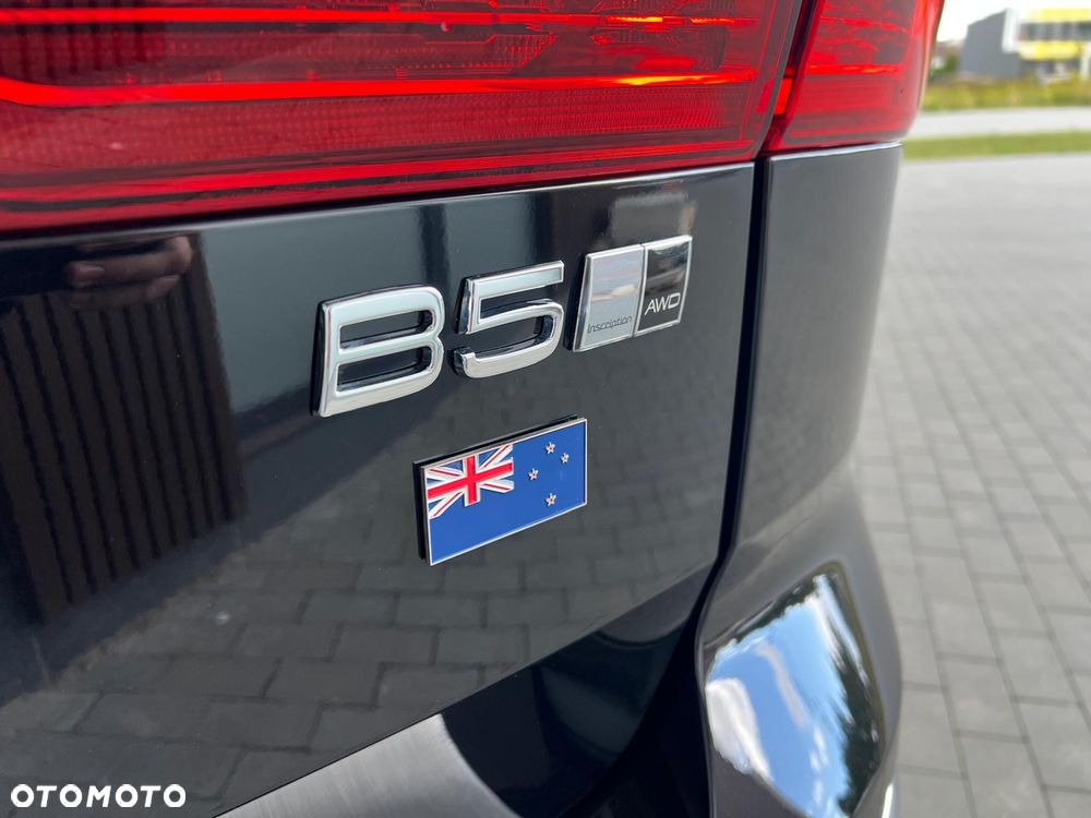 Volvo XC 60 B5 B AWD Inscription - 37