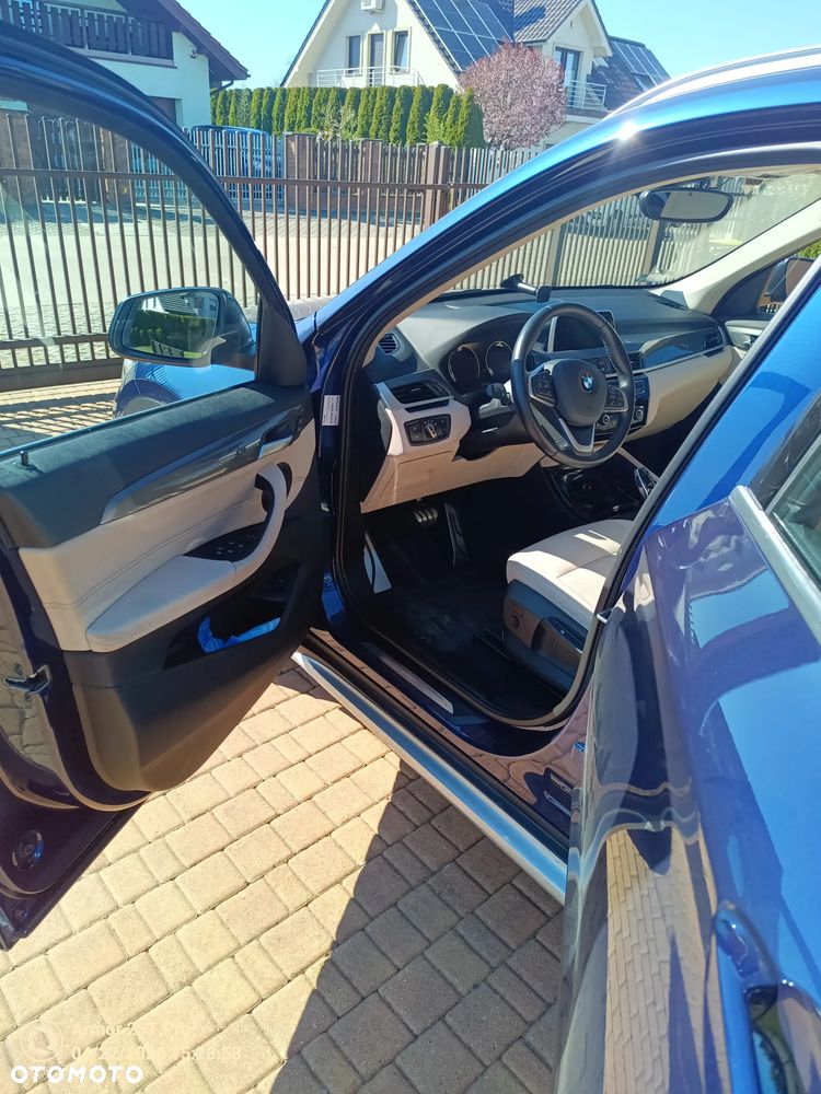 BMW X1 xDrive20i xLine - 12