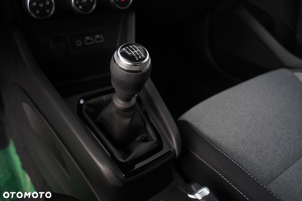 Renault Clio 1.0 TCe Evolution - 20