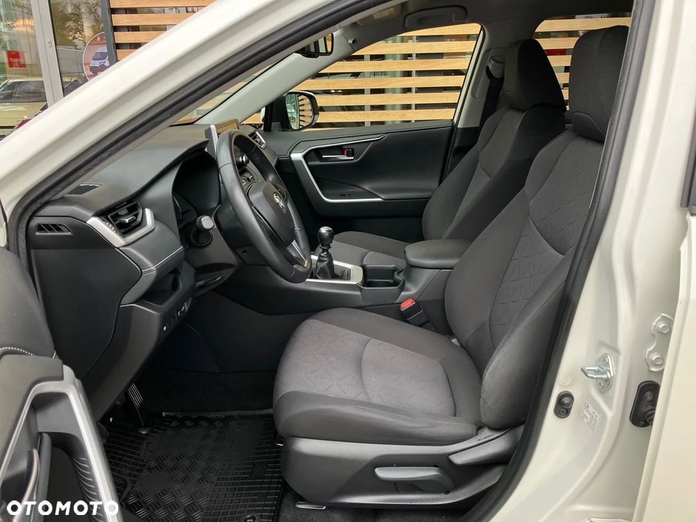 Toyota RAV4 2.0 Comfort 4x2 - 36
