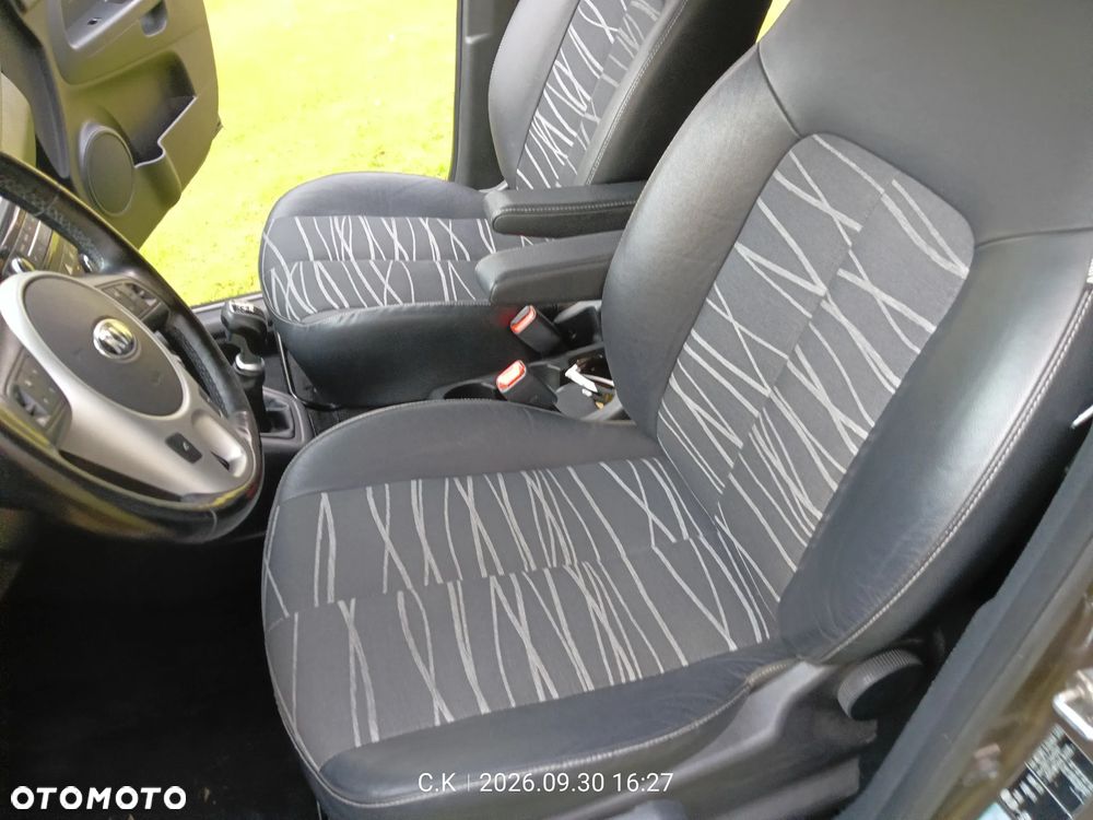 Kia Venga 1.4 Business Line - 11