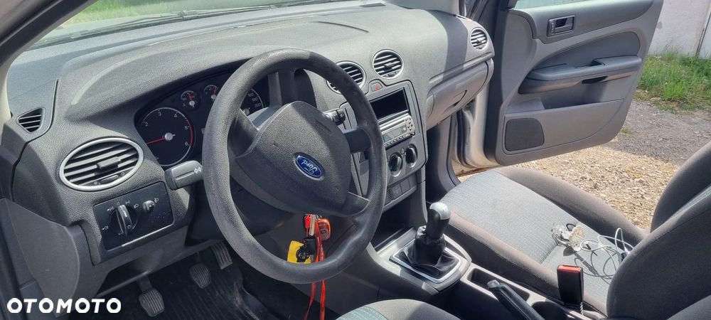 Ford Focus - 15