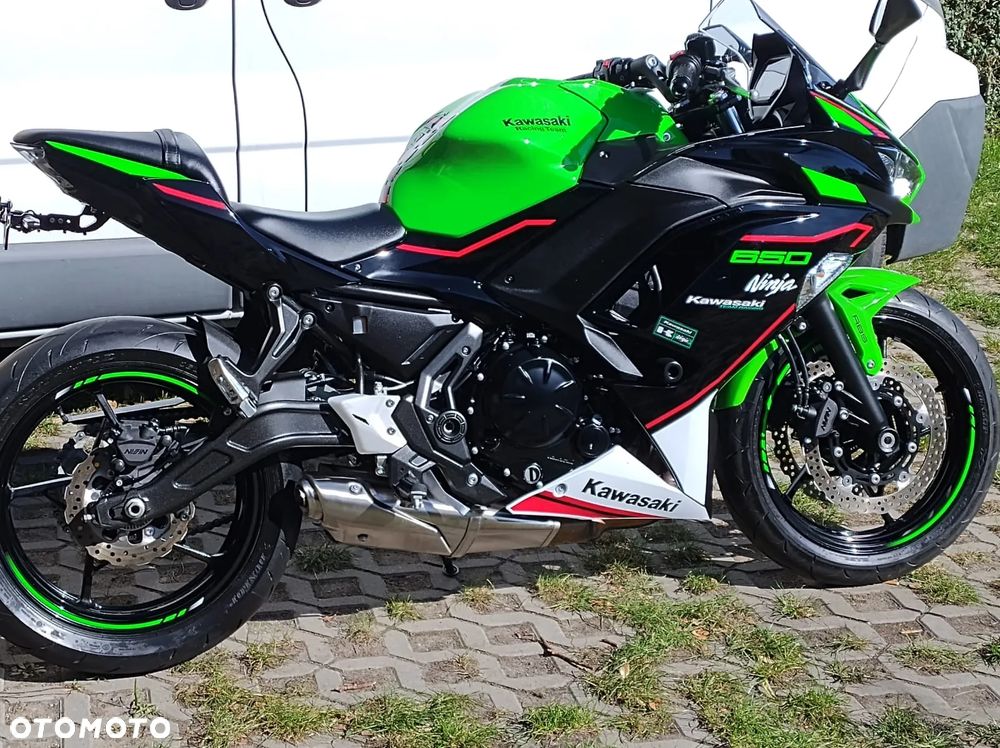 Kawasaki Ninja - 4