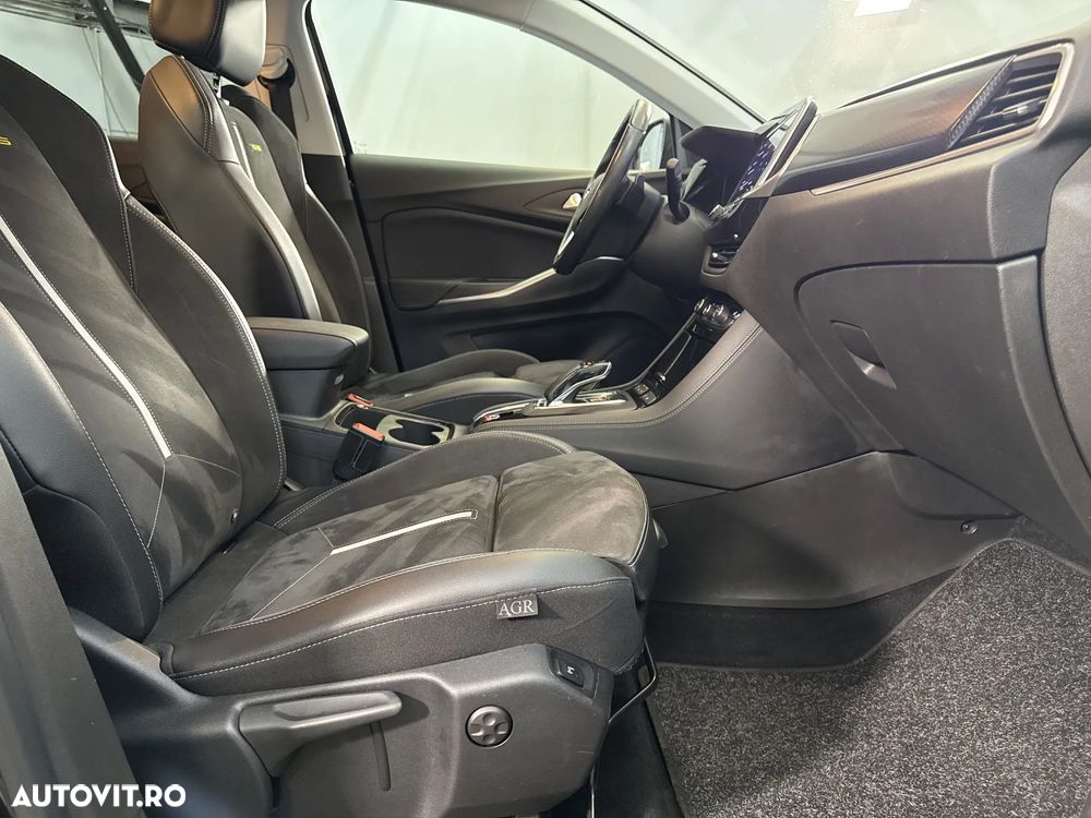 Opel Grandland X - 12