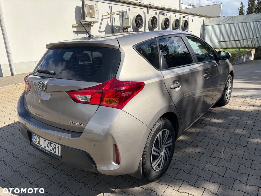 Toyota Auris 1.6 Active - 12