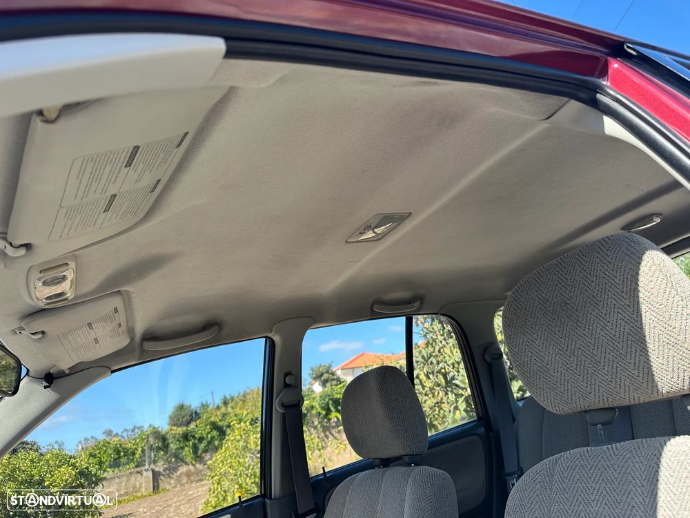 Suzuki Grand Vitara Metal Top 2.0 TDi - 21