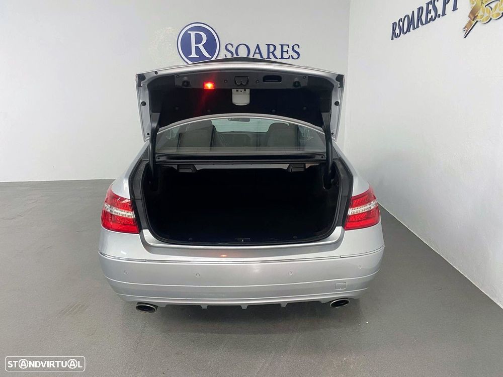 Mercedes-Benz E 350 CDi Avantgarde BlueEfficiency Auto - 6