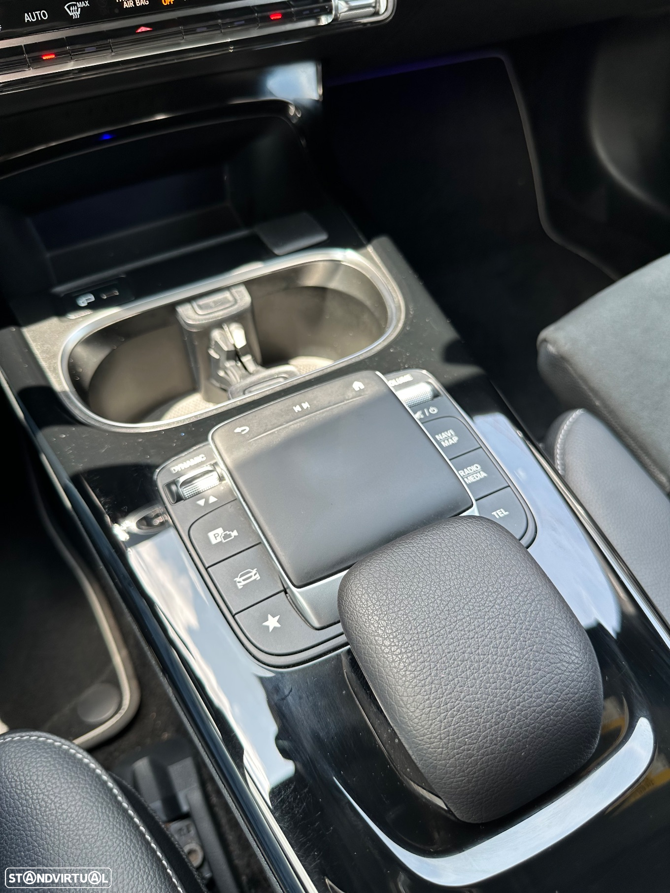 Mercedes-Benz A 250 e AMG Line - 25