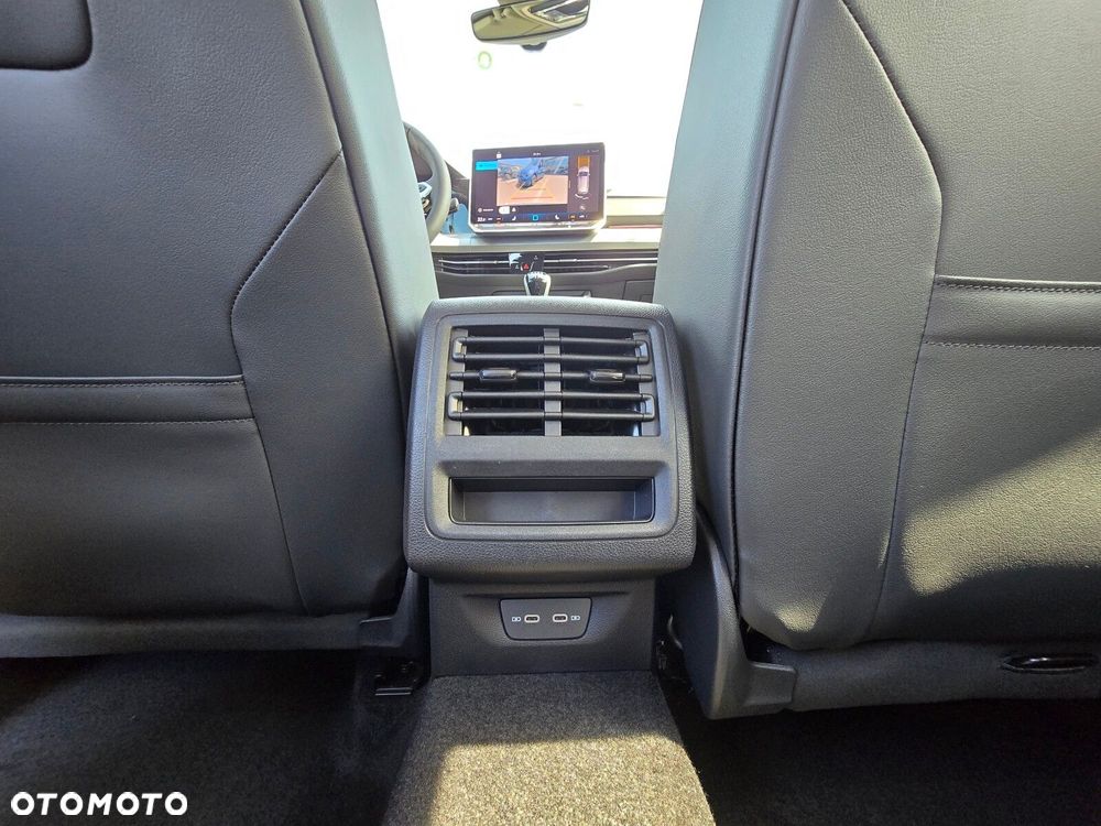 Volkswagen Golf 1.5 eTSI mHEV Life Plus DSG - 15