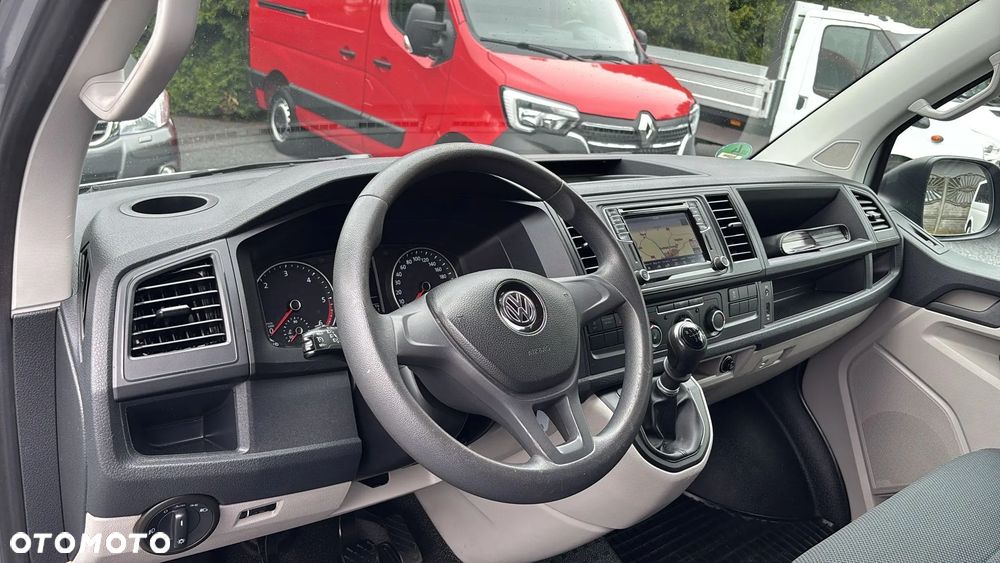 Volkswagen Transporter T6 - 12