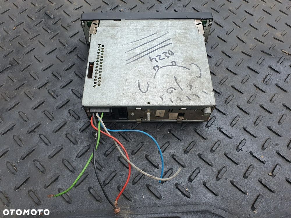 RADIO AUDI CONCERT AUDI A2 4B0035186D - 3