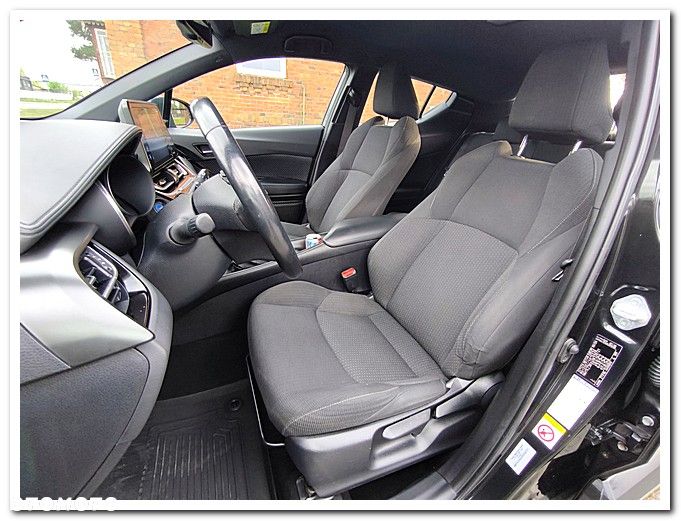 Toyota C-HR - 31