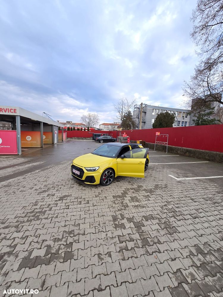 Audi A1 - 1