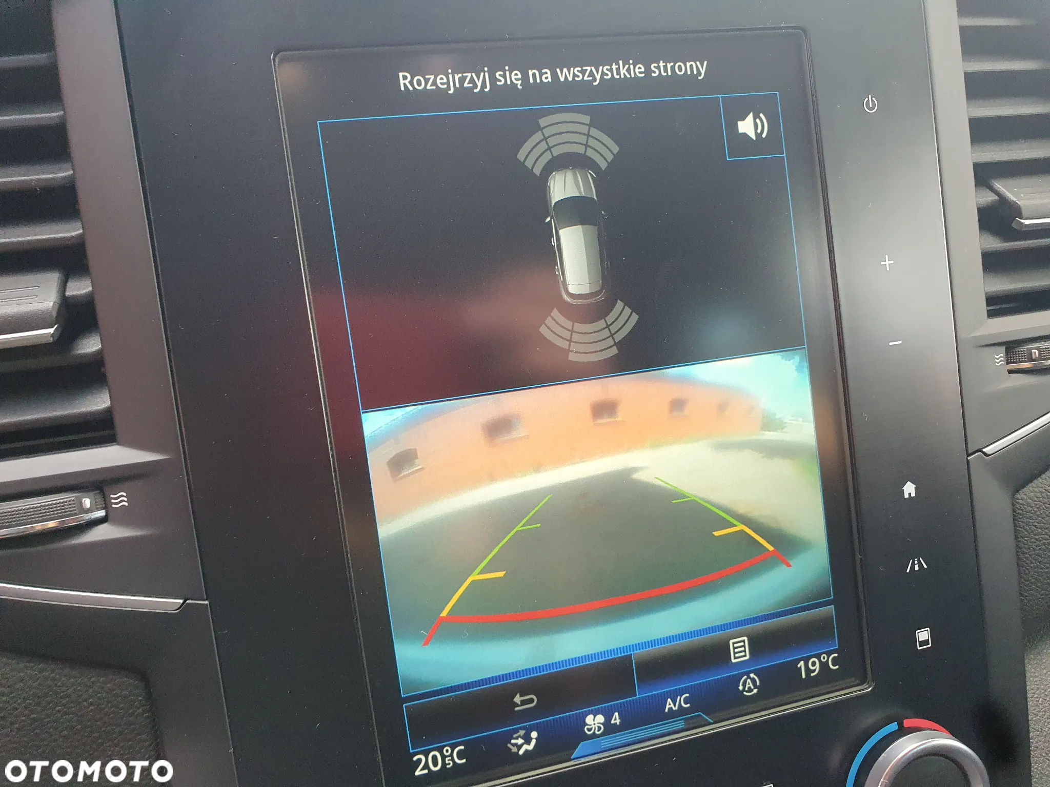 Renault Megane ENERGY dCi 165 EDC GT - 15