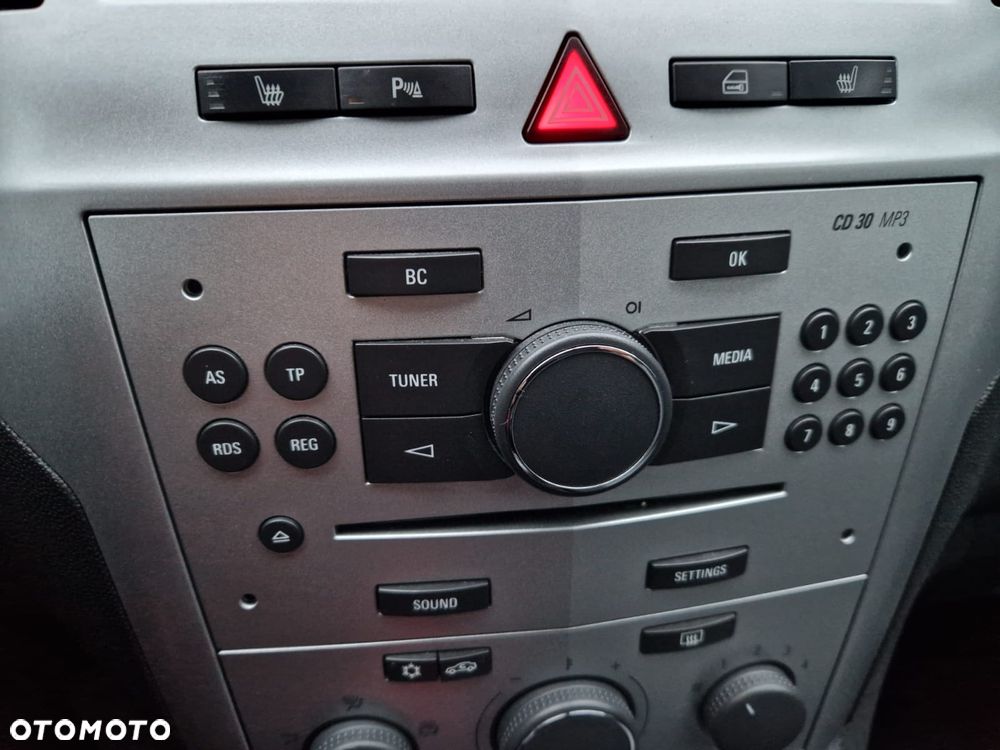 Opel Zafira - 16