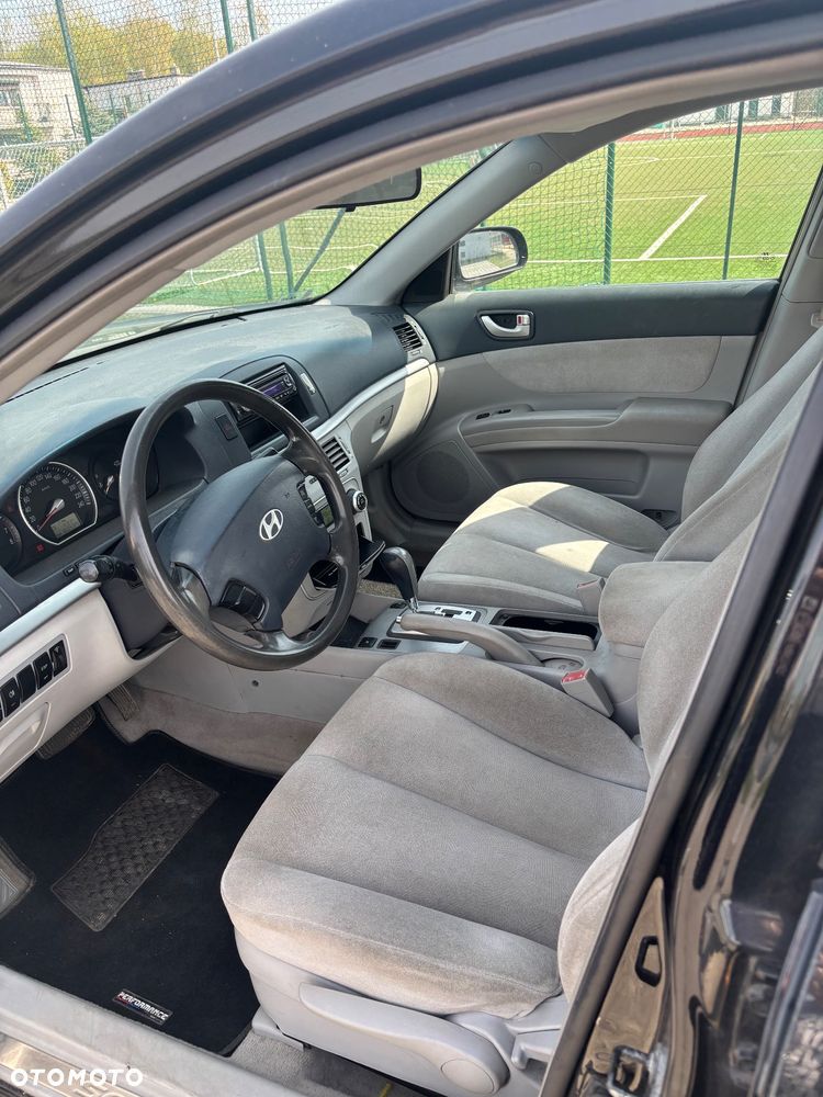 Hyundai Sonata - 7