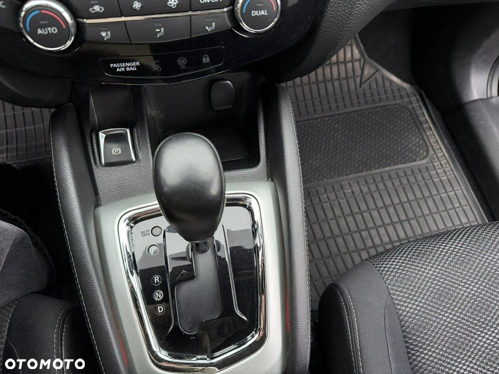 Nissan Qashqai - 17