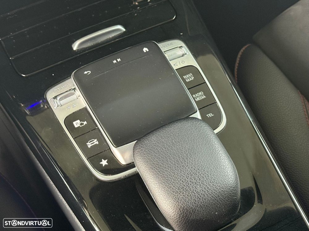 Mercedes-Benz A 180 d AMG Line Aut. - 44