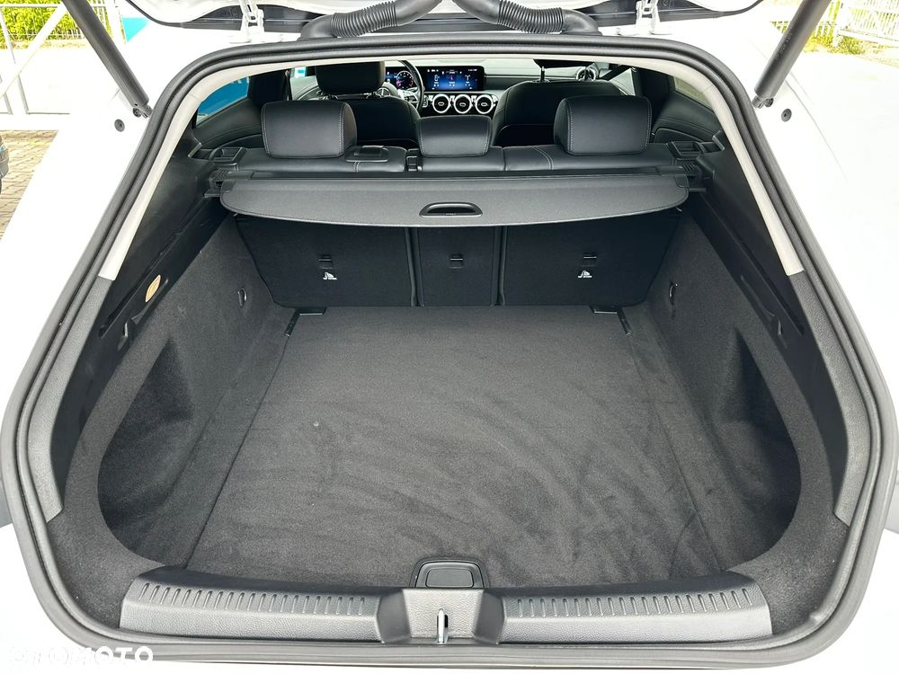 Mercedes-Benz CLA 180 mHEV Progressive 7G-DCT - 23