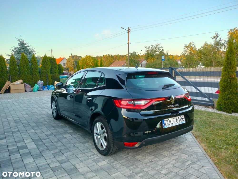 Renault Megane 1.5 Blue dCi Intens - 4