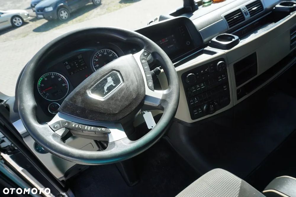 MAN TGX 18.460 LOW-DECK * 827 000 KM * 2018 - 10