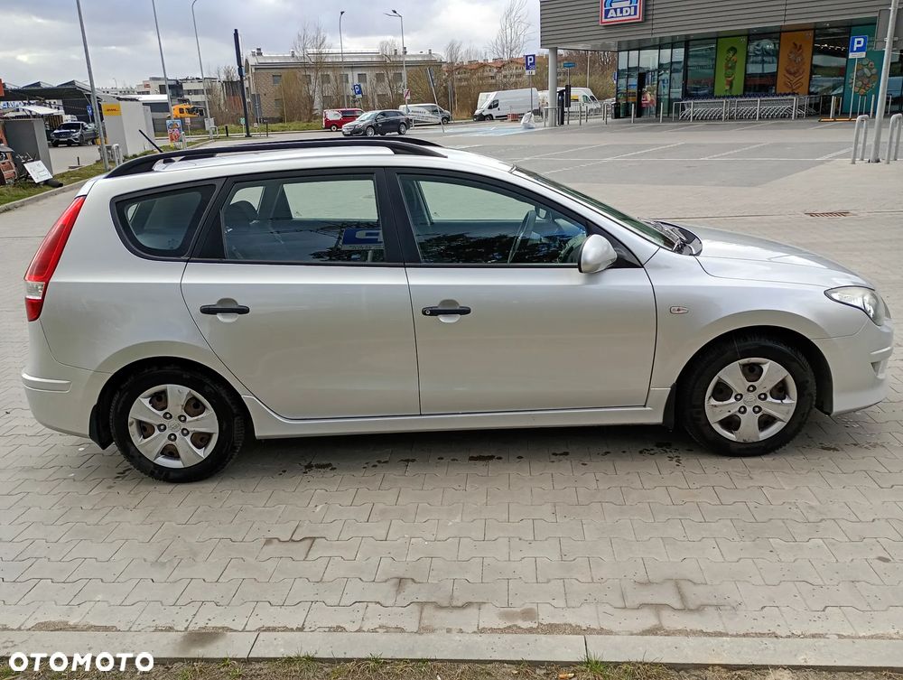 Hyundai i30 1.4 Classic - 4