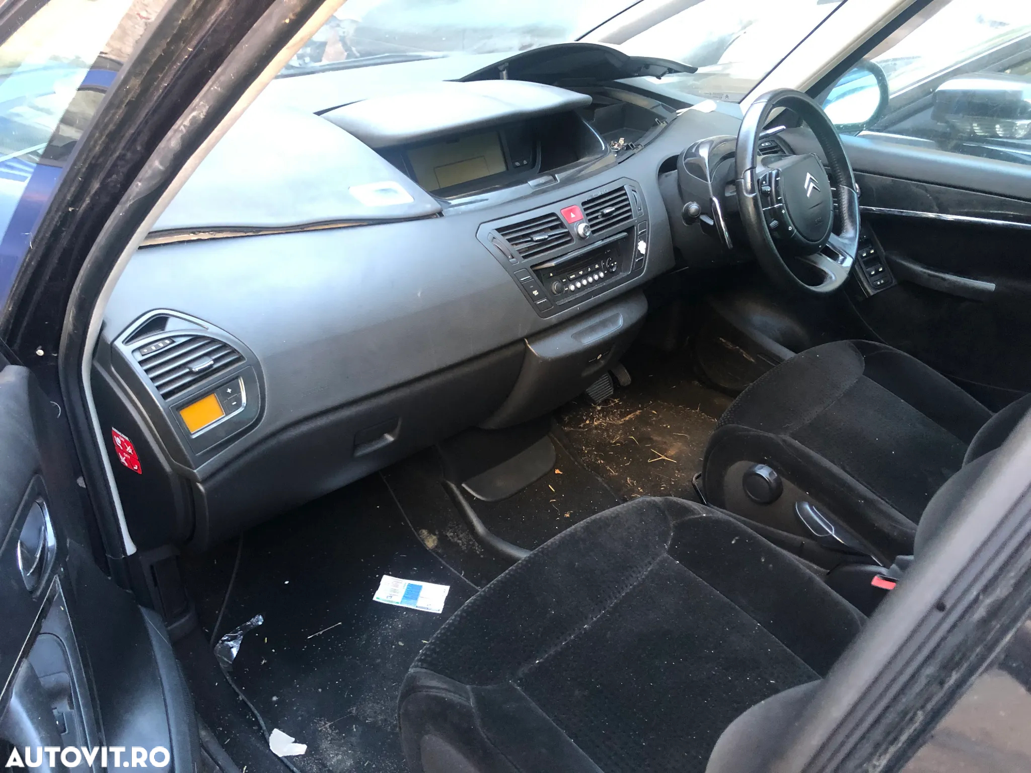 Dezmembrez Citroen C4 Picasso 2008 - 4
