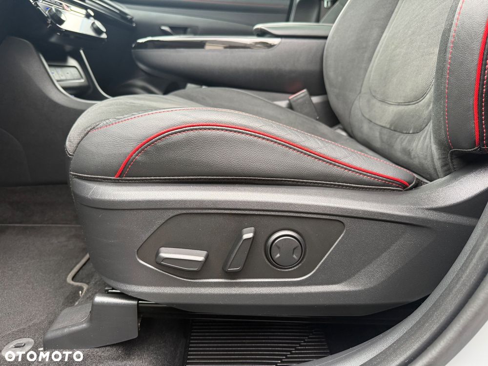 Hyundai Tucson 1.6 T-GDi HEV N Line 2WD - 22