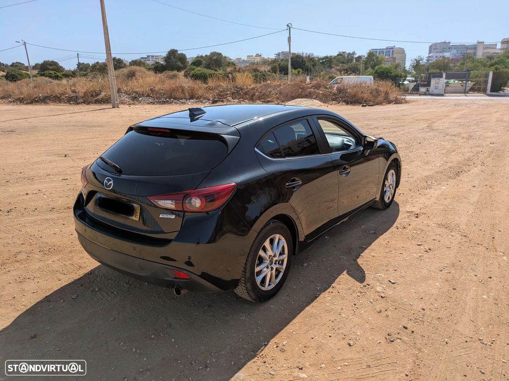 Mazda 3 1.5 Sky-G Evolve - 7