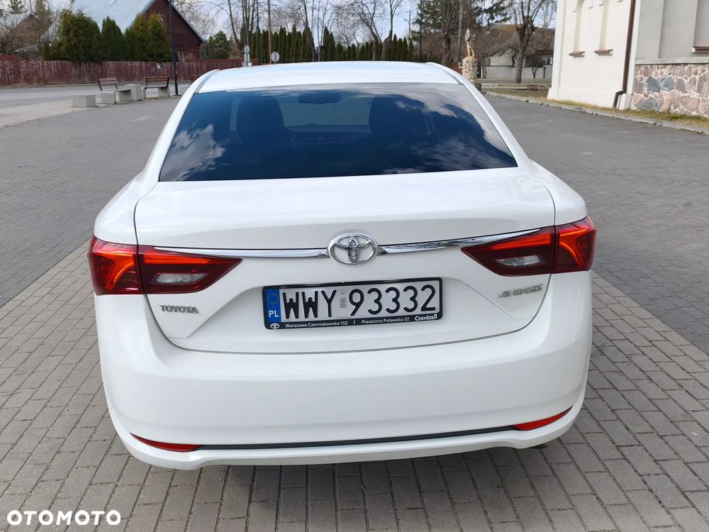 Toyota Avensis 1.8 Prestige - 8